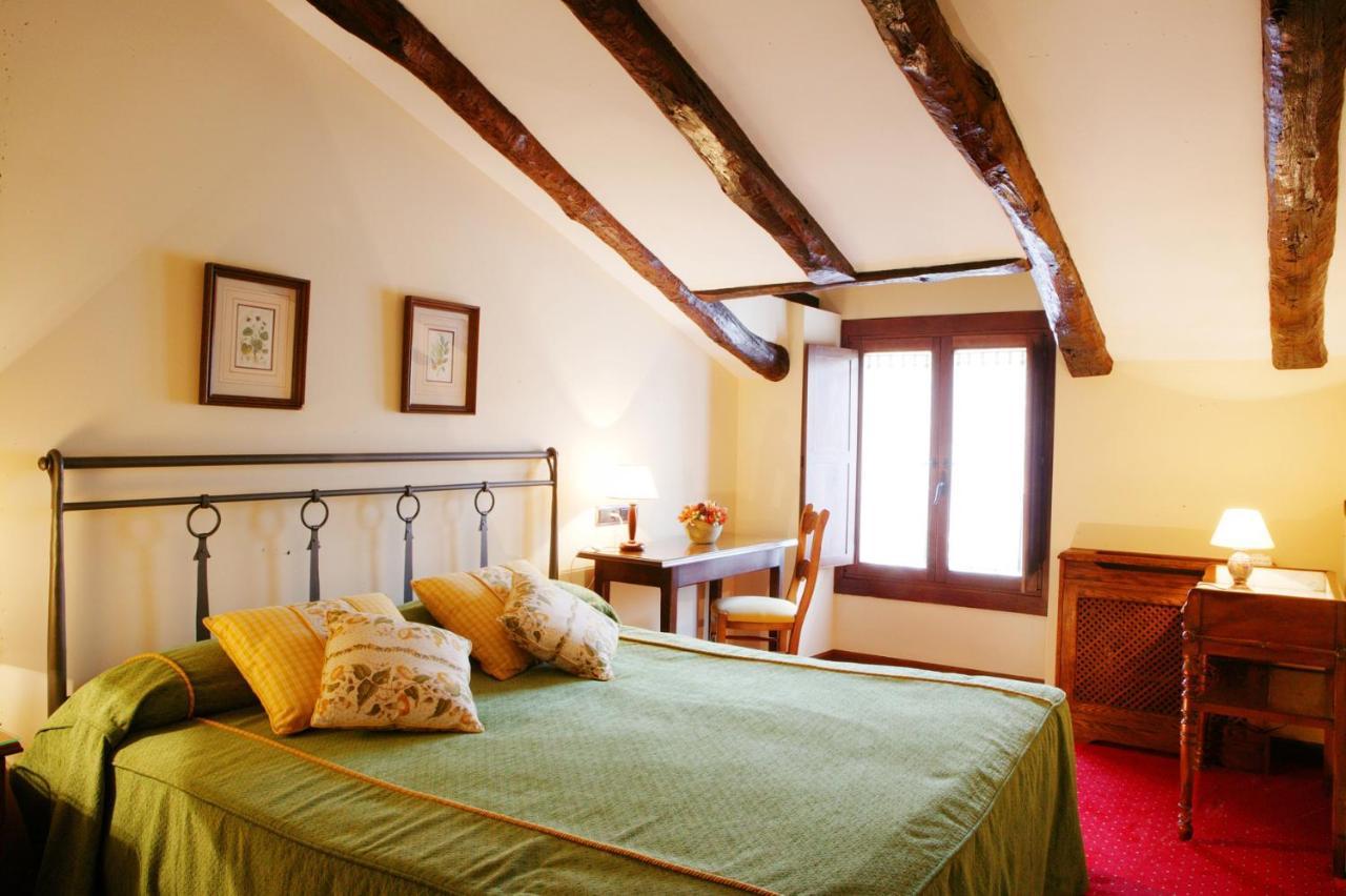 Hotel Senorio De Ursua Arizcun Ngoại thất bức ảnh